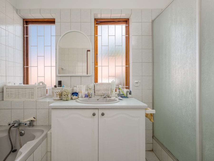 4 Bedroom Property for Sale in The Village Western Cape